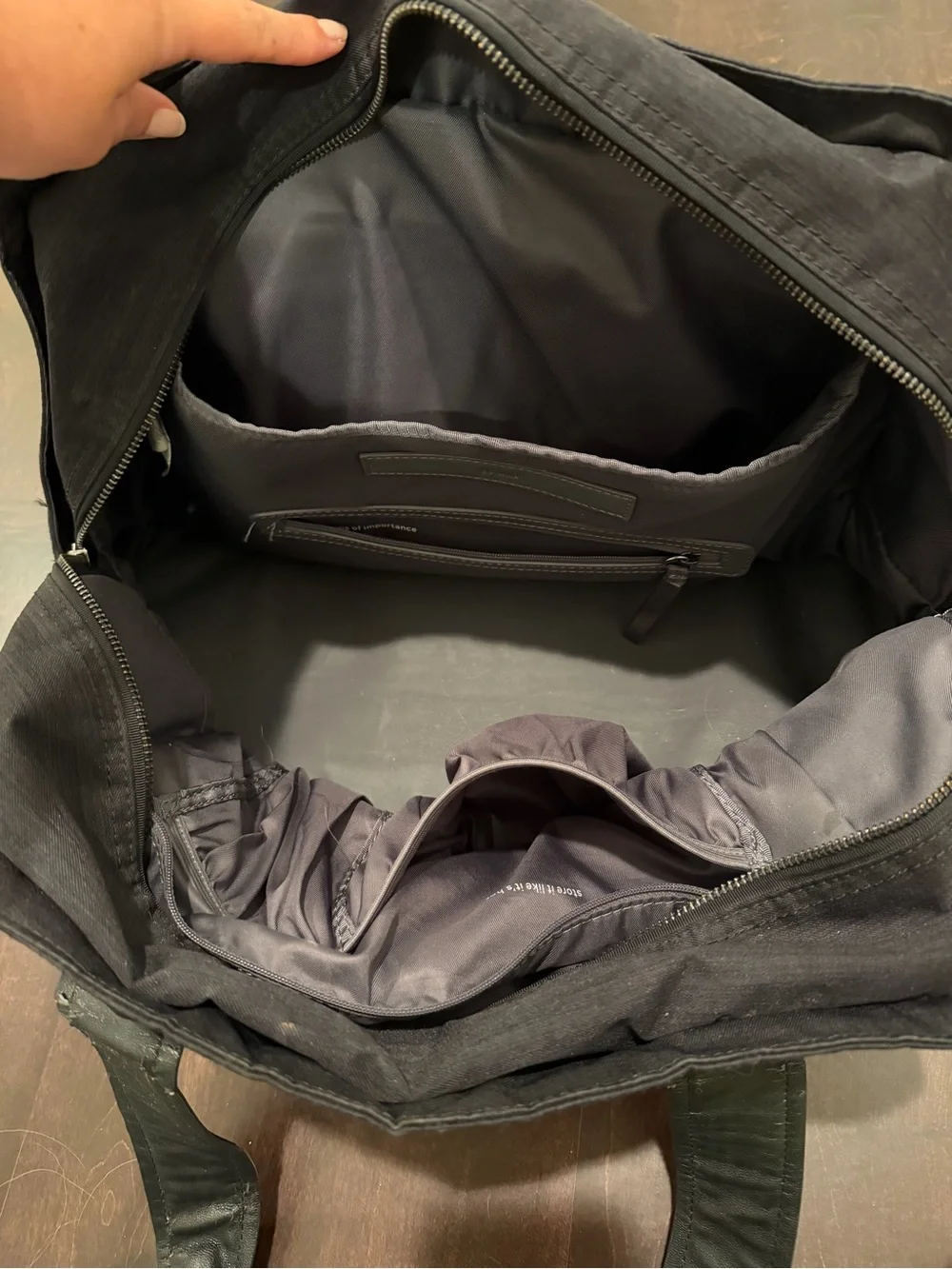 lululemon athletica Black Men’s Duffel Bag with Top Handles